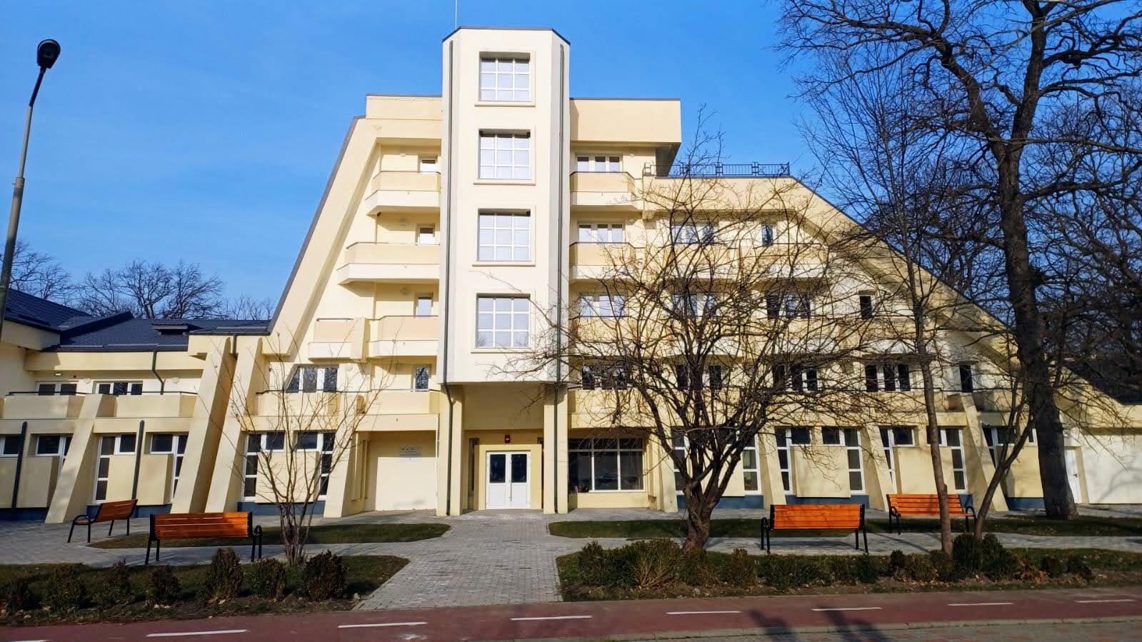 Centrul Comunitar de Servicii pentru Copii cu Dizabilități Petrești – un nou spațiu dedicat exclusiv furnizării serviciilor de abilitare - reabilitare pentru copii 1 Centrul Comunitar Petresti