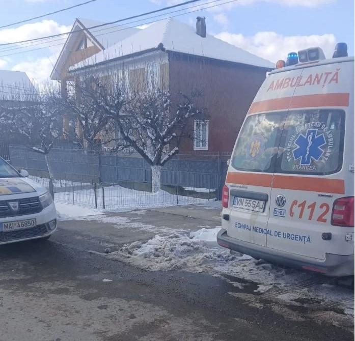 Tragedie la Negrilești: Bărbat de 60 de ani găsit spânzurat în locuința sa 1 barbat spanzurat negrilesti