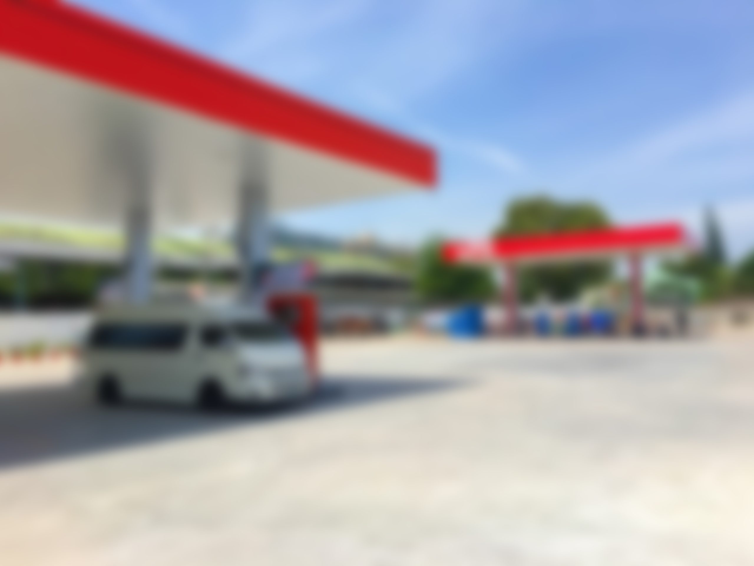 Un om de afaceri vrâncean își extinde afacerile în sectorul rezidențial bucureștean cu un proiect ambițios 1 defocused fuel station scaled