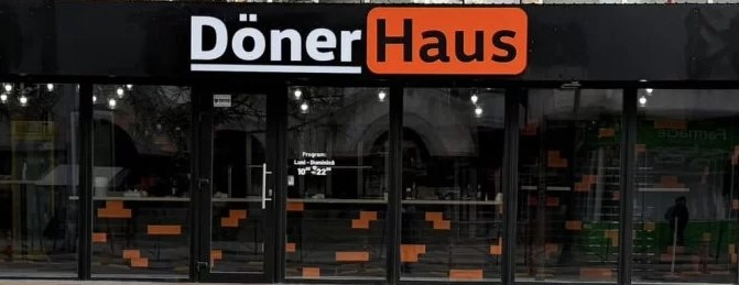 Doner Haus, noul fast-food din centrul Focșaniului, își deschide porțile cu o ofertă irezistibilă! 1 doner haus focsani