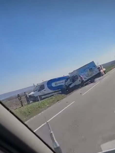 Accident pe DN2 E85 între Călimănești și Pufești: Două autoutilitare implicate. 1 Screenshot 53