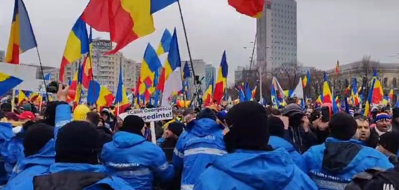 Miting de amploare în București: susținătorii lui Călin Georgescu au protestat împotriva guvernului 1 miting calin georgescu