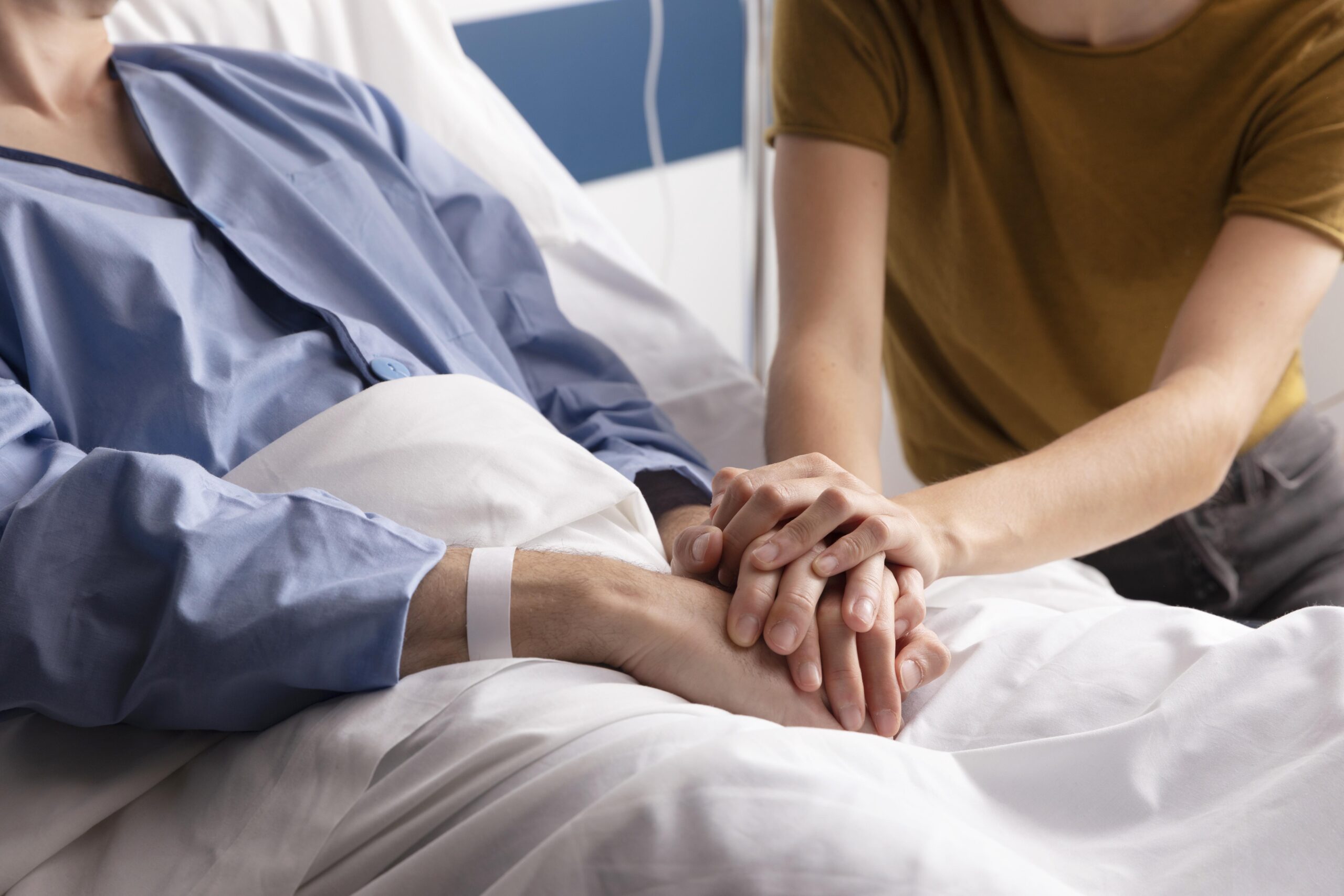 Consilier local din Dumbrăveni, bătut cu bestialitate de doi angajați din sistemul medical 1 consilier dumbraveni batut