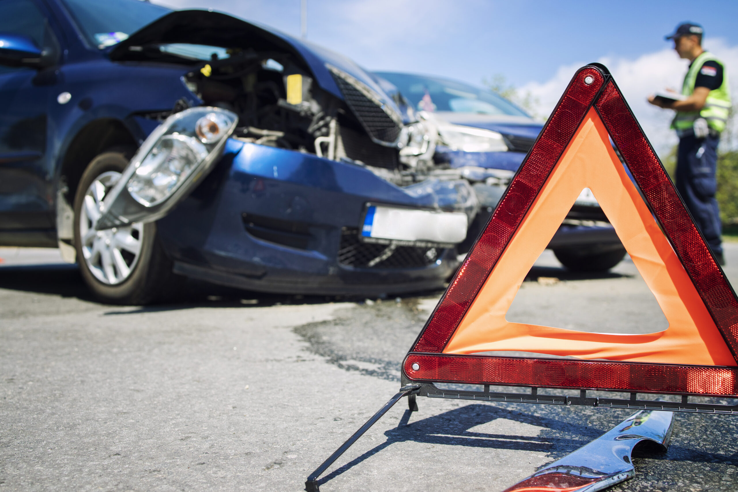 Impact violent la intersecția Slobozia Ciorăști – E85: Audi proiectat în șanț! 1 road accident with smashed cars scaled