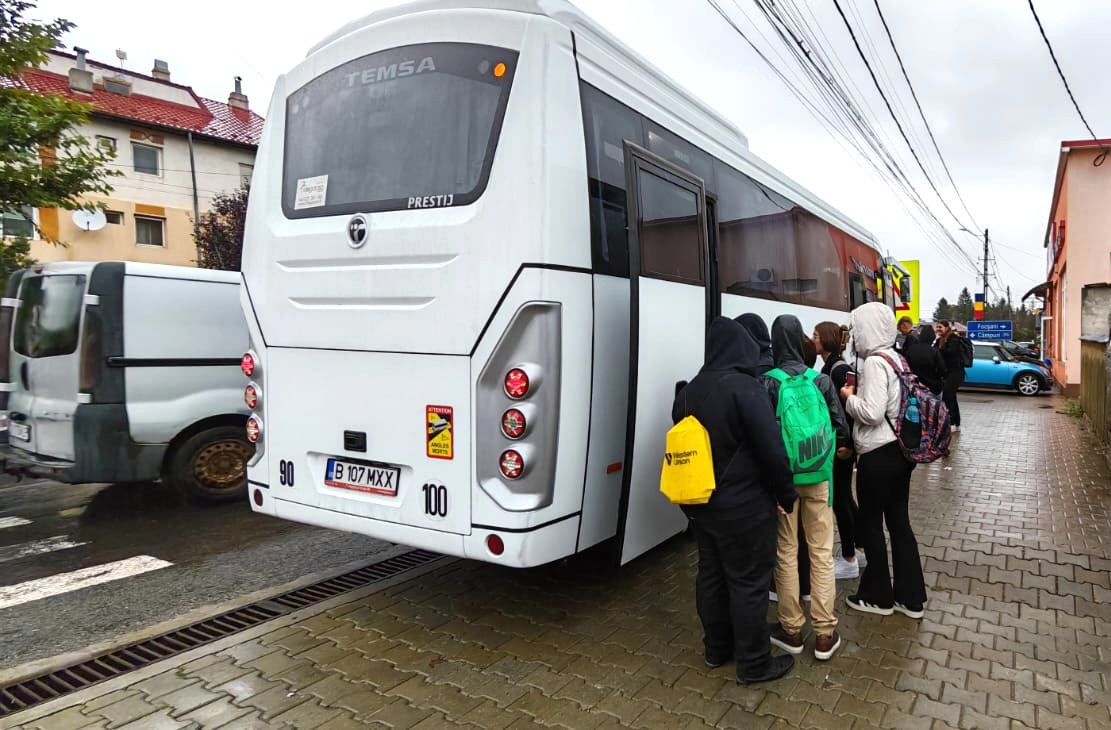 DECONTARE NAVETA ELEVI