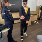 Carieră în sistemul penitenciar și lecții despre siguranță: elevii de la Liceul Tehnologic „G.G. Longinescu” au participat la o întâlnire interactivă cu Penitenciarul Focșani și IPJ Vrancea 5 activitate 4