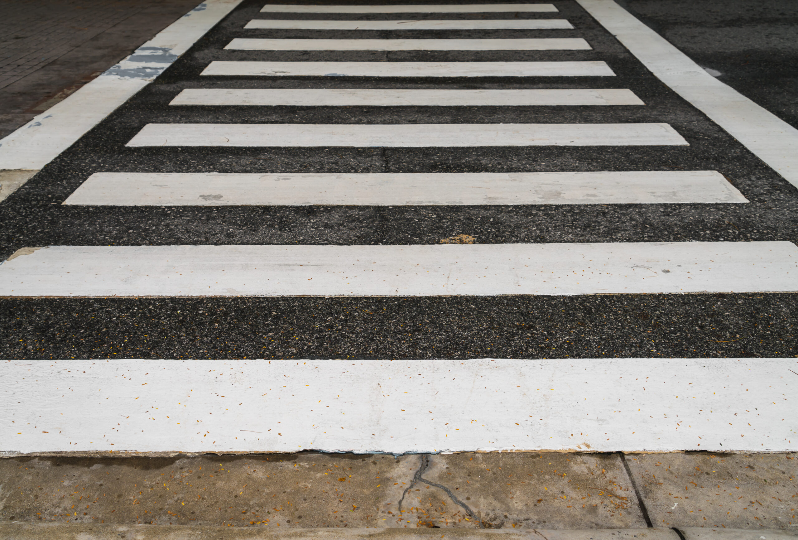 Dispare trecerea de pietoni clasică. Șoferii sunt nemulțumiți. 1 crosswalk scaled