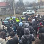 FOTO - Activitate de prevenire desfășurată de IPJ Vrancea – Biroul Siguranță Școlară la Liceul Tehnologic „G.G. Longinescu” Focșani 3 WhatsApp Image 2026 01 28 at 12.54.40