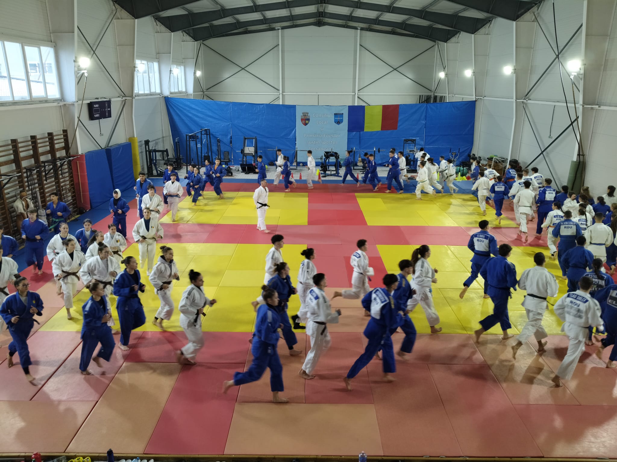 FOTO - Stagiu internațional de pregătire la Focșani: judo de nivel înalt în noua sală a LPS 1 WhatsApp Image 2026 02 07 at 10.39.54
